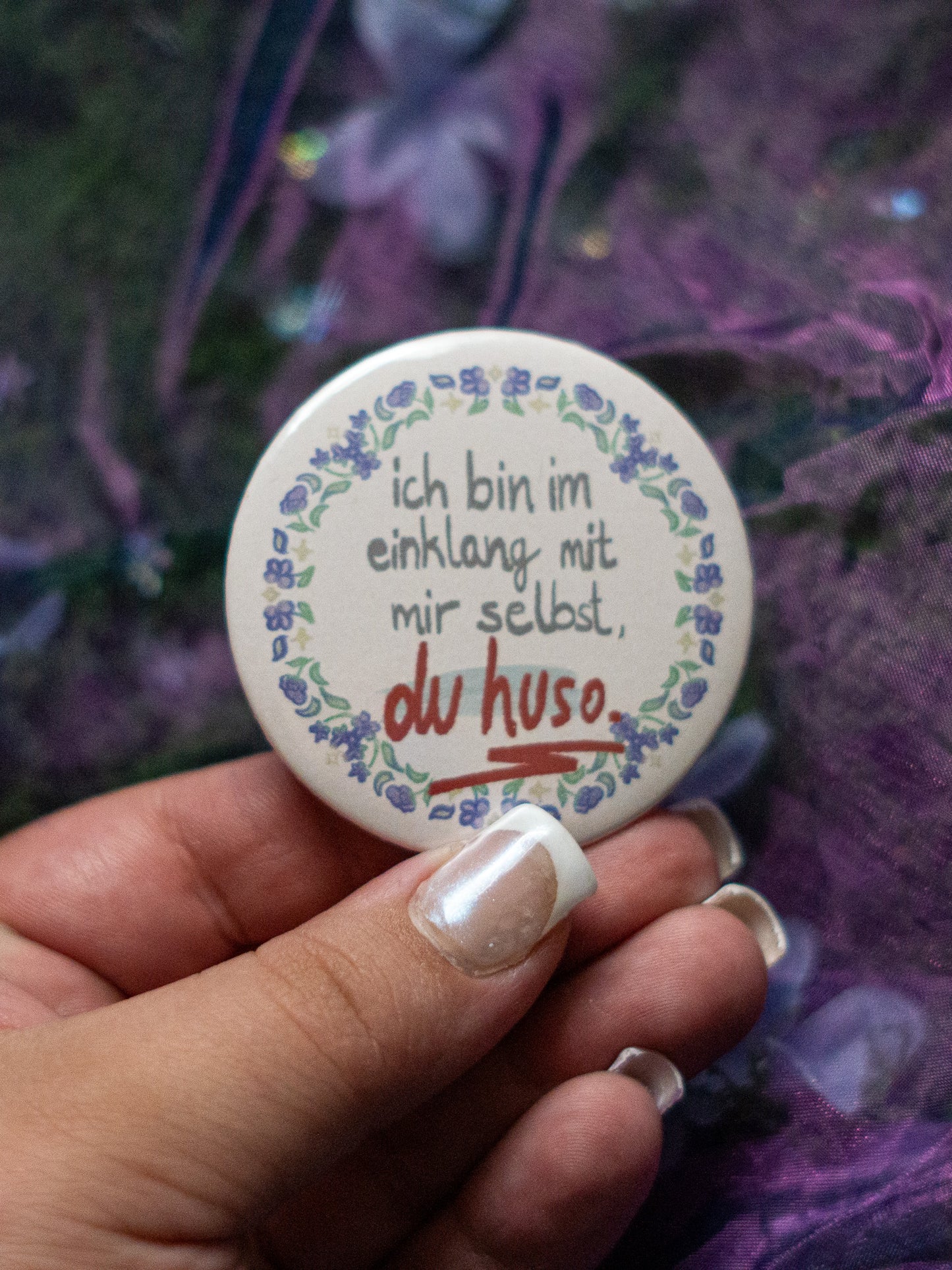 "Ich bin im einklang mit mir selbst, du huso" | BUTTON