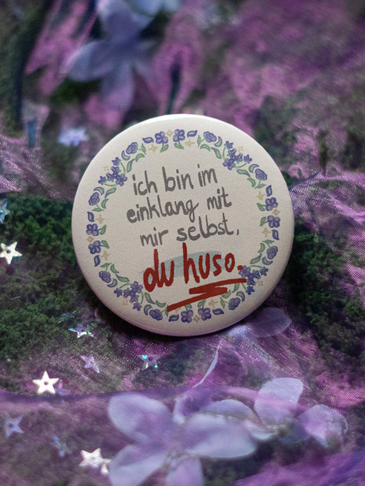 "Ich bin im einklang mit mir selbst, du huso" | BUTTON